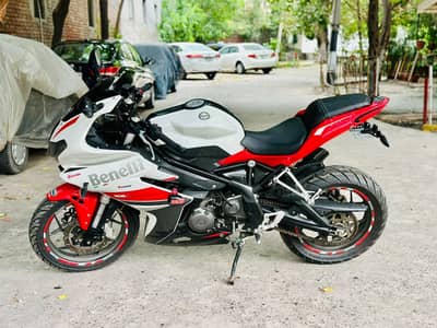 Benelli 302R 2018 – Showroom Condition | Premium Sports Bike | 10/10 |