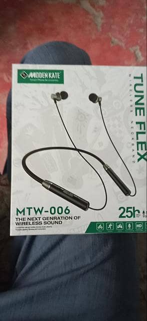 NeckBand