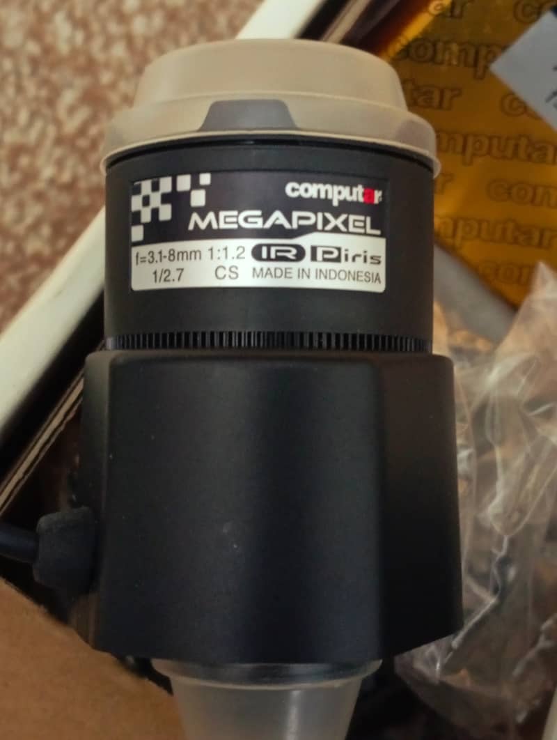 VIVOTEK   NETWORK CAMERA  IP8151P 7