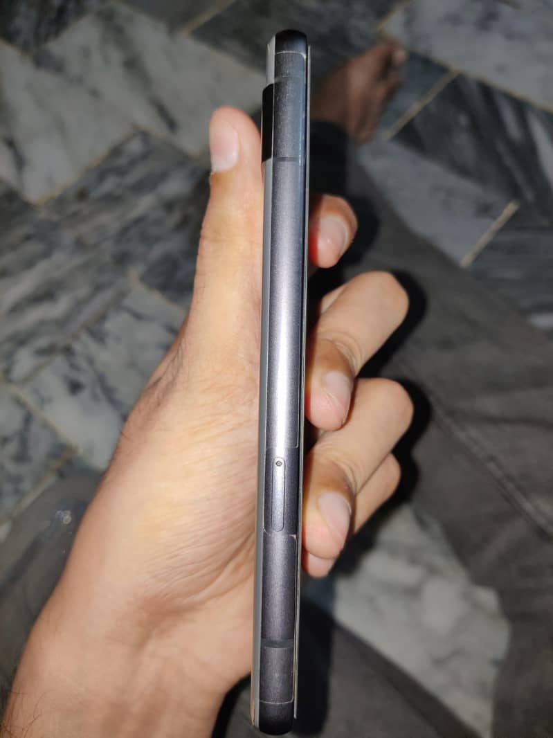 Google Pixel 7a 3