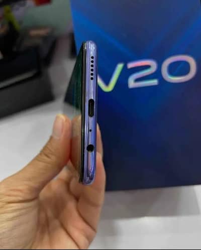 Vivo v20 6/128 GB only WhatsApp number 03473164707