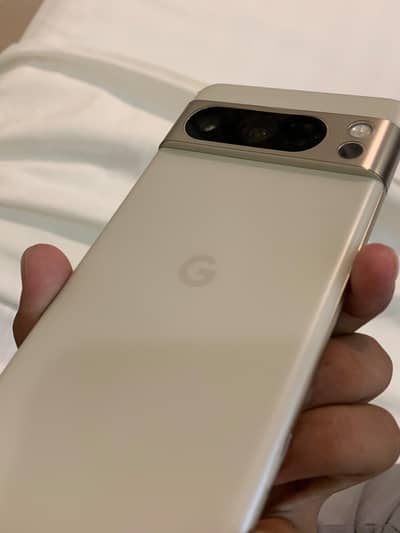 Google Pixel 8 Pro
