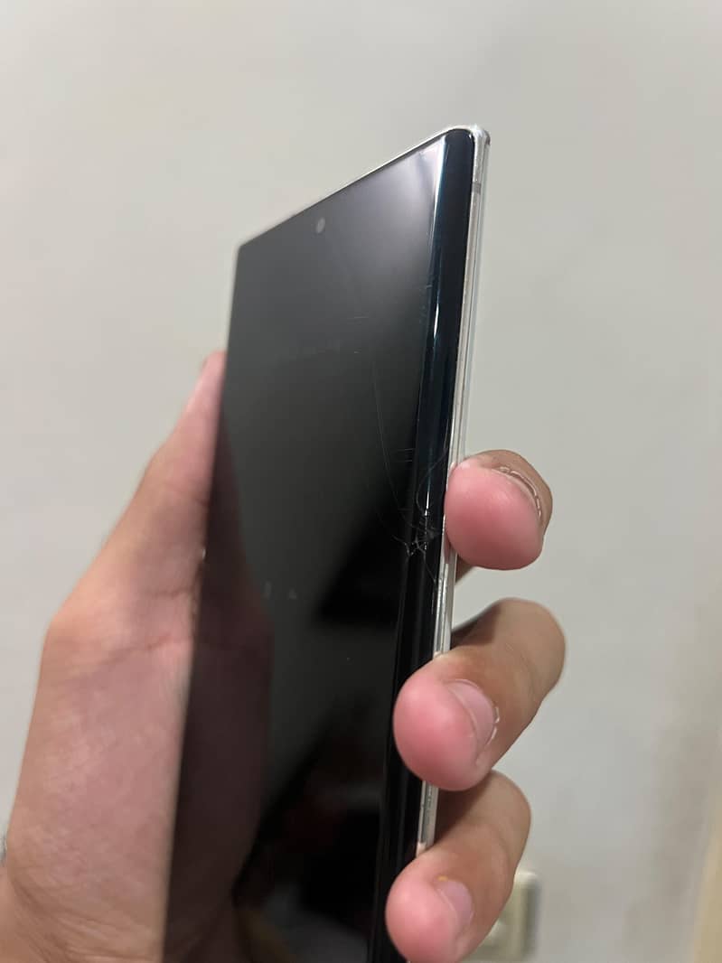 Samsung Mobile Note 10 Plus 3