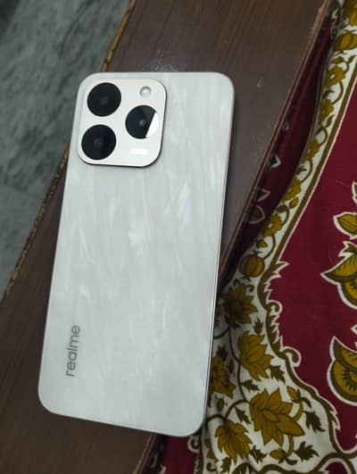 Realme 15t 8+10/256 gb storage 5g special model.