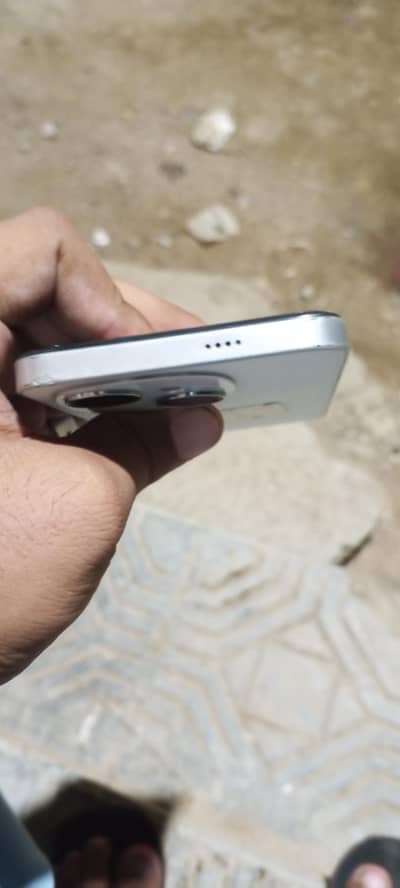 Tecno Spark Go 1