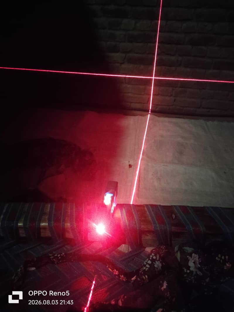 laser level 4