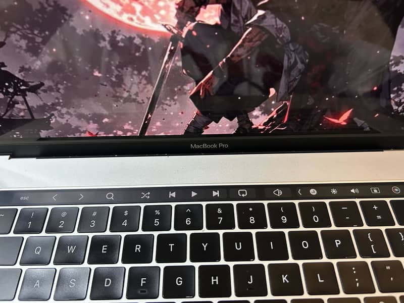 MacBook pro 2017 model 6