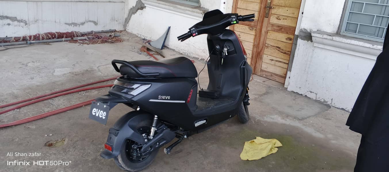 Scooty 1