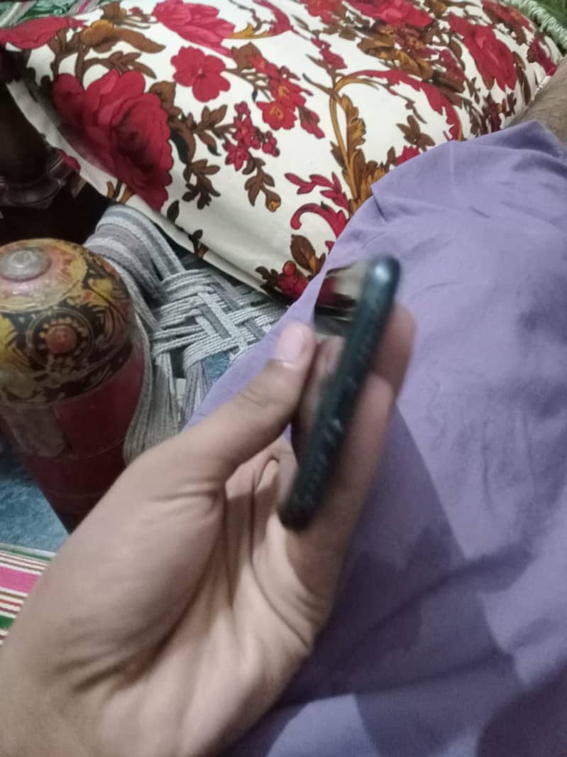 Apple iPhone 7 2