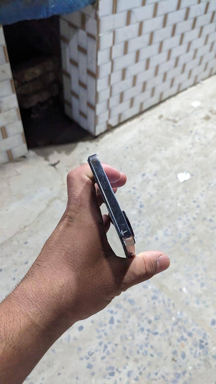 Tecno CAMON 20 2