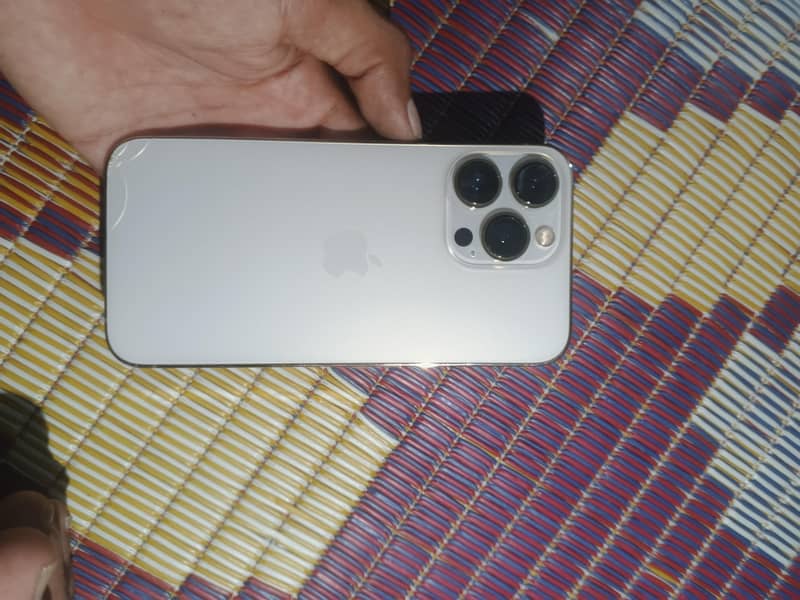 Apple iPhone 13 Pro 0