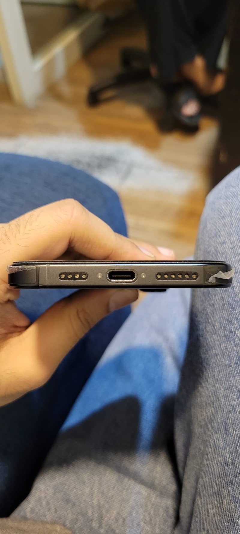 Apple iPhone 16 Pro Max 4