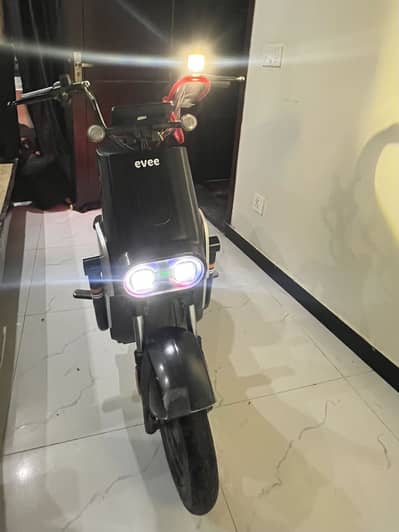 Electric scooty in good condition