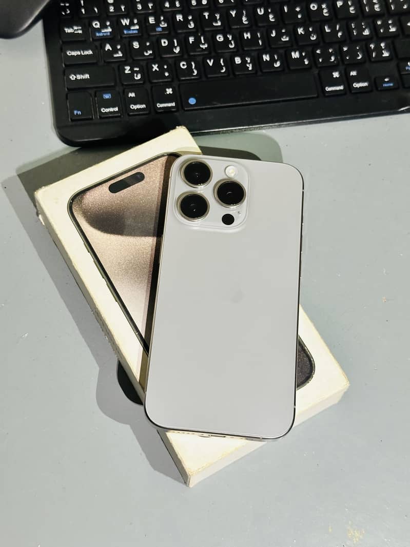 Apple iPhone 15 Pro 4