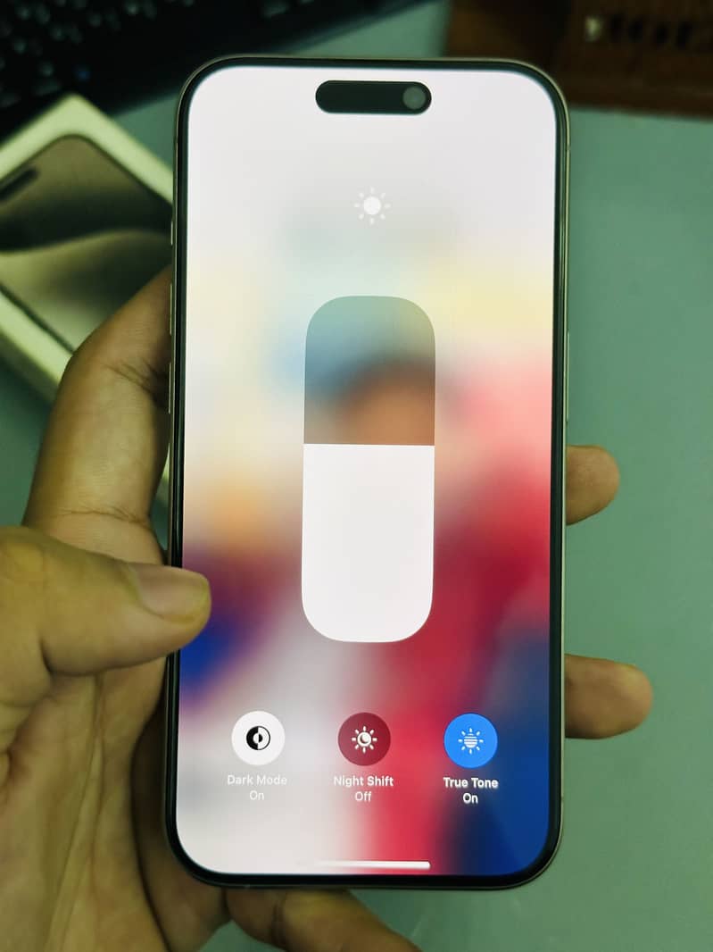Apple iPhone 15 Pro 6