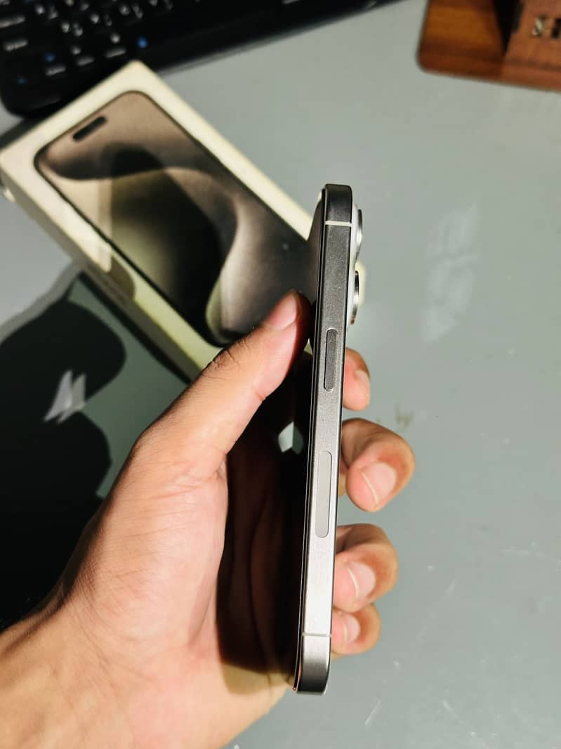 Apple iPhone 15 Pro 7