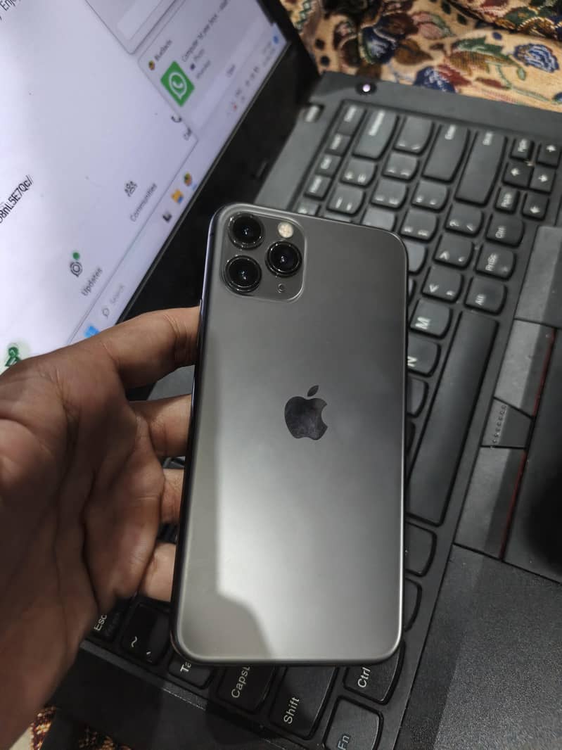 Apple iPhone 11 Pro 0