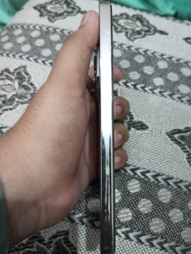 Infinix Note 40 1