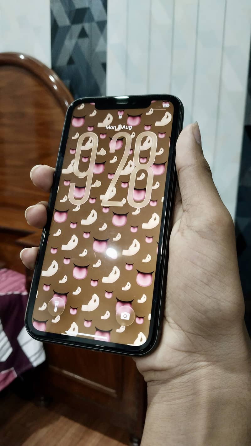 Apple iPhone 11 1
