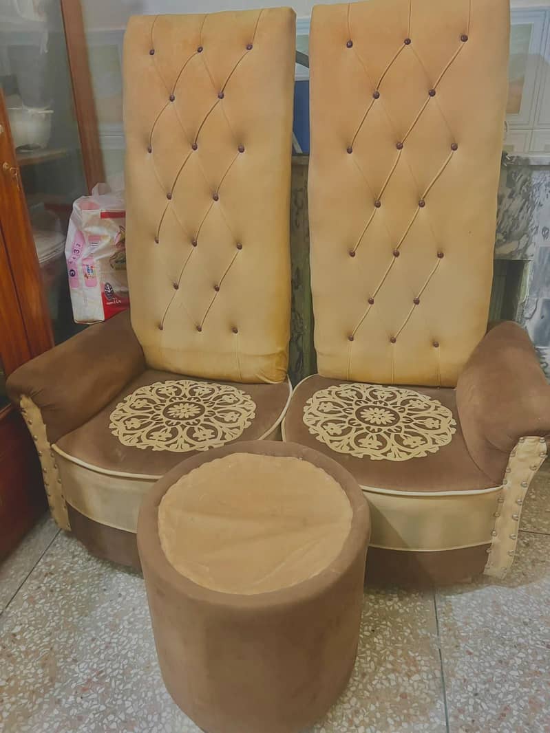 2 sofas+ table for sale 2