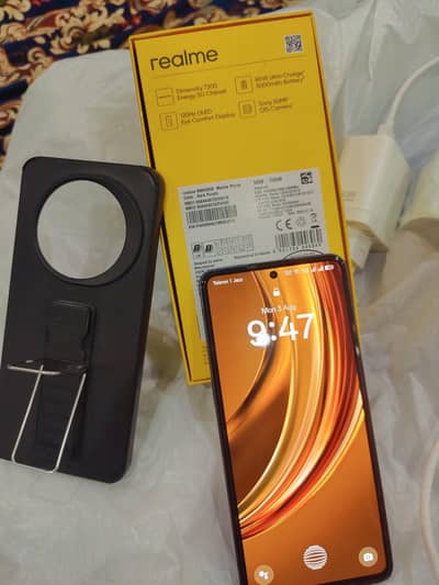 Realme 13 Plus