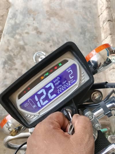 united bullet 2000 watt 30ampair