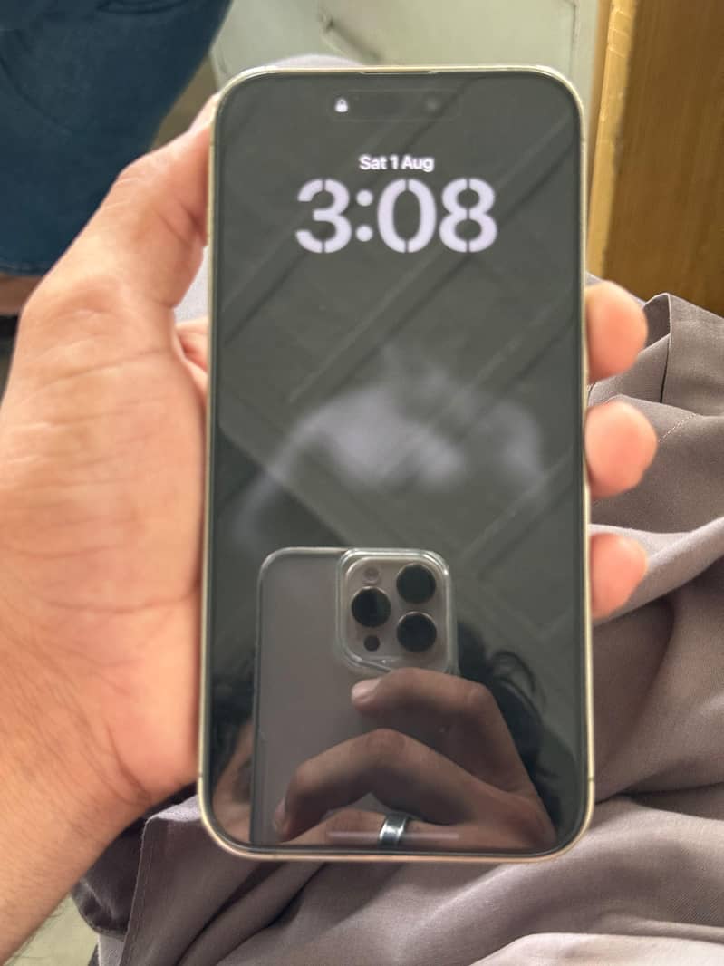 Apple iPhone 14 Pro Max 4