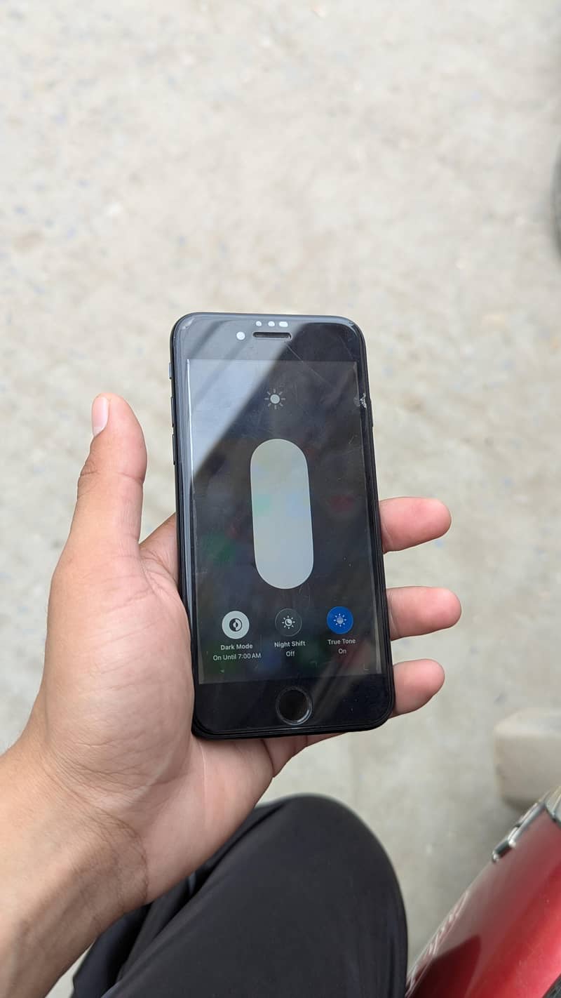 Apple iPhone SE 3