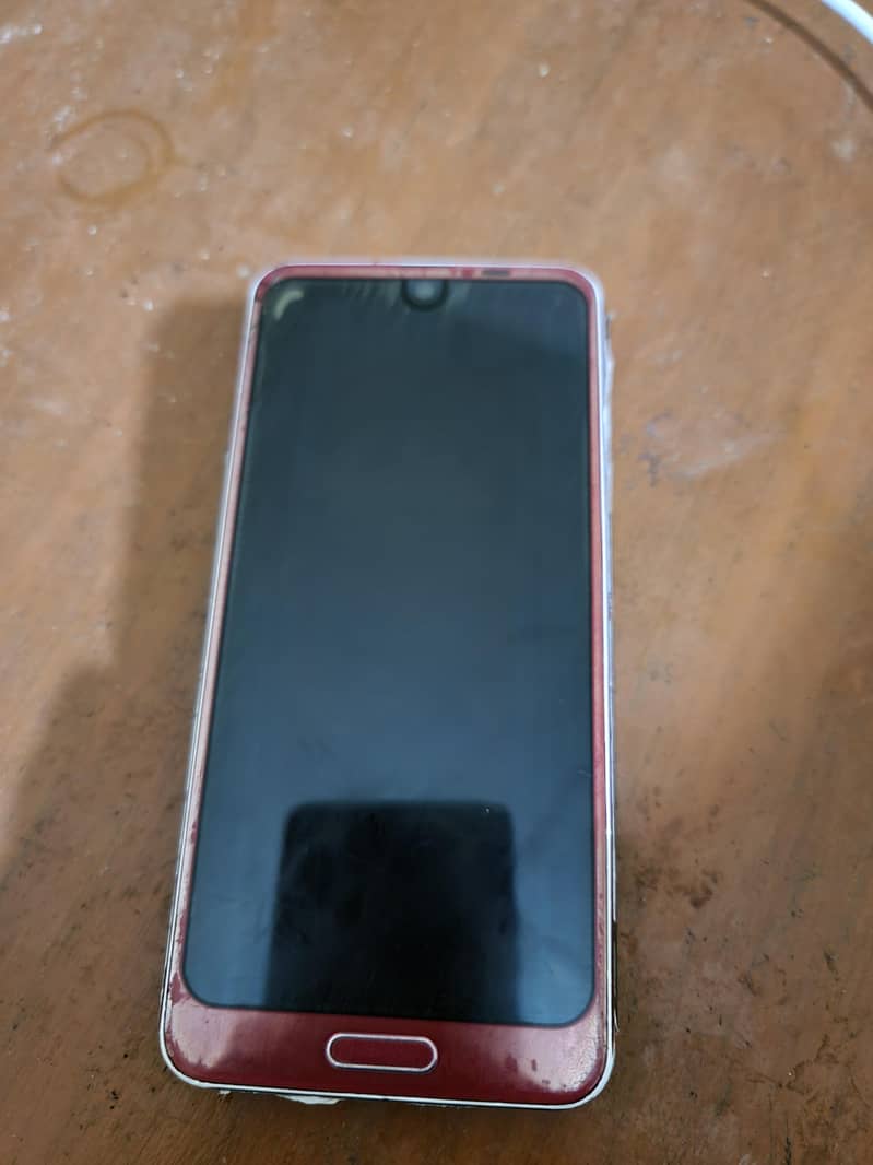 Sharp Aquos R2 1
