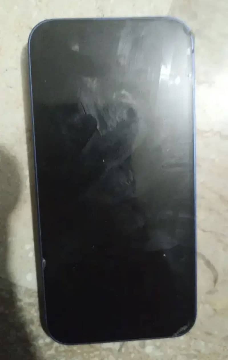 Apple iPhone 13 3