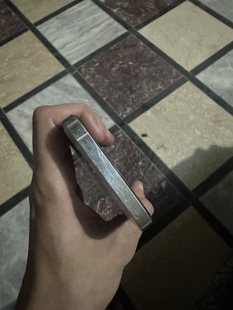 Apple iPhone 12 Pro 5