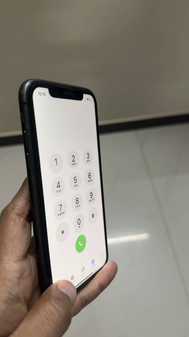 Apple iPhone 11 3