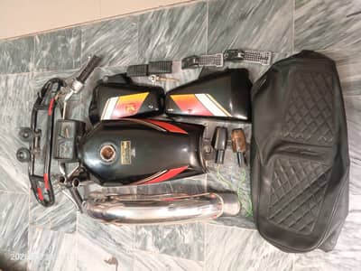 Honda 125 parts usused best condition