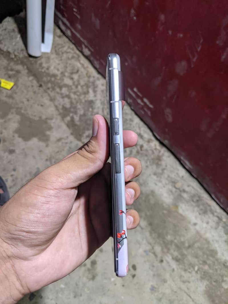 Google Pixel 8 Pro 1