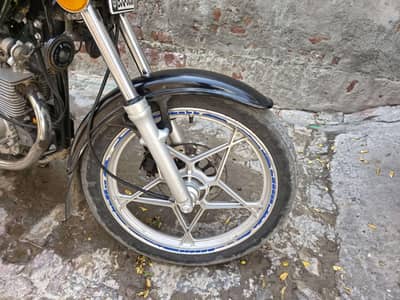 Suzuki Gs 150