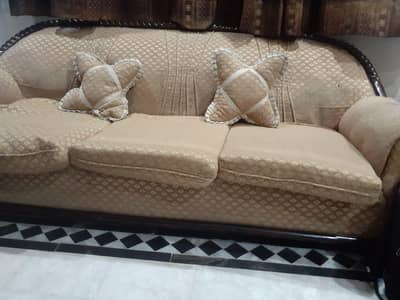 a 3 seater and two single seaters