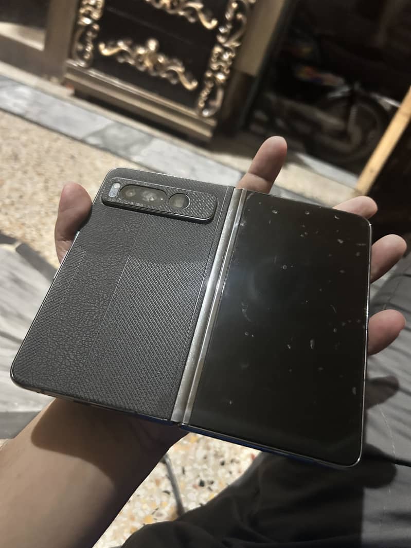 Google Pixel Fold 1
