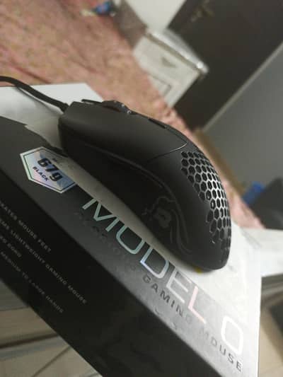 Glorious model o wired gaming mouse 8/10 condition