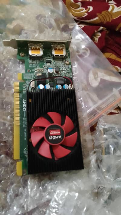 16gb ram and 2gb ddr5 GPU and 500gb hdd with games GTA v and rdr