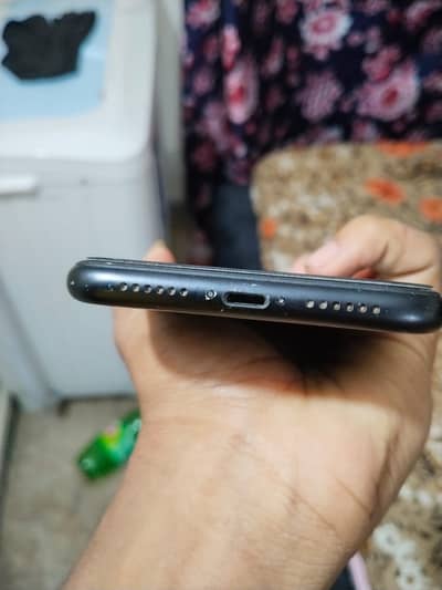 Apple iPhone XR
