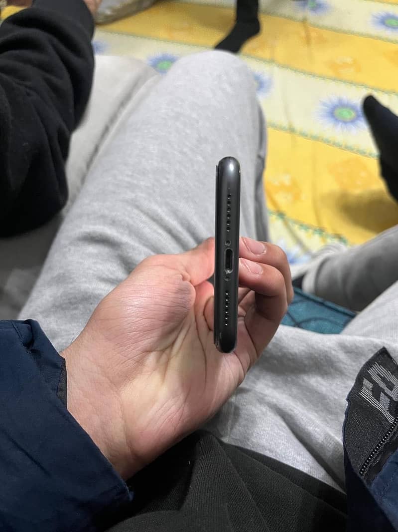 iPhone 11 JV 3