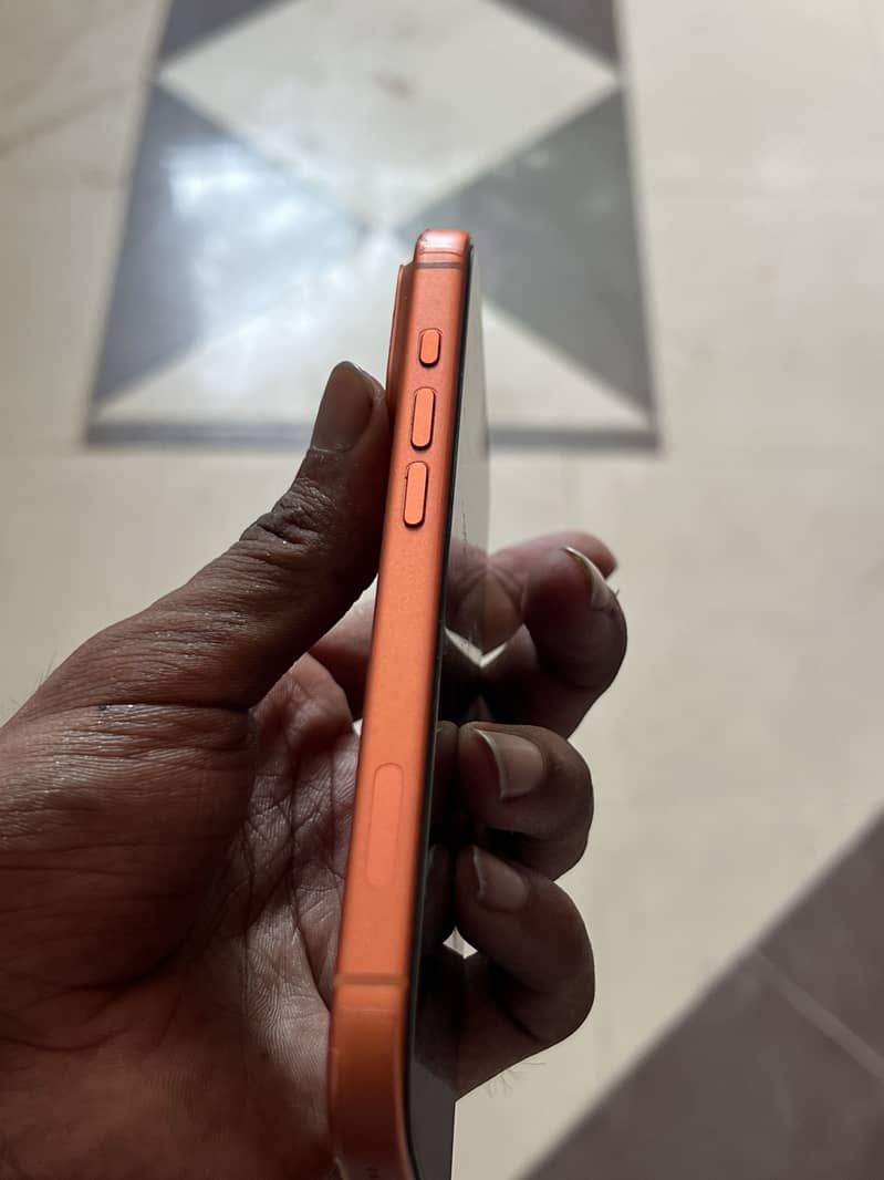 Apple iPhone 17 Pro Max 2