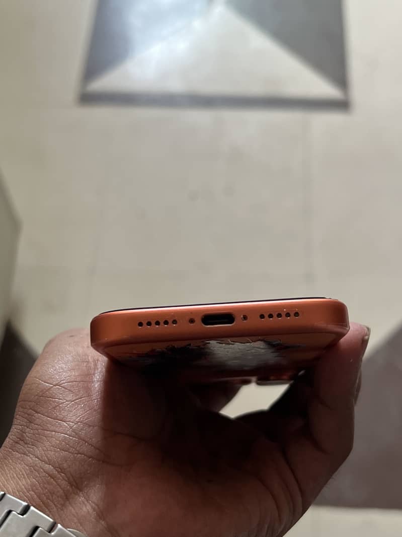 Apple iPhone 17 Pro Max 3