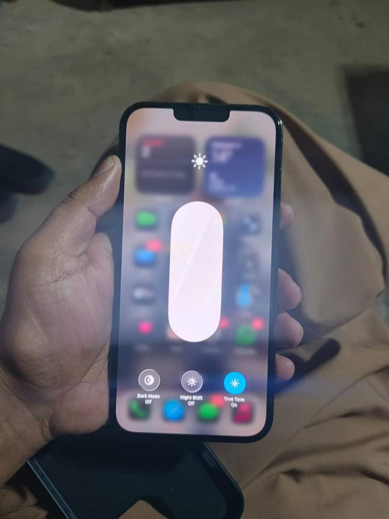 Apple iPhone 13 Pro Max 3
