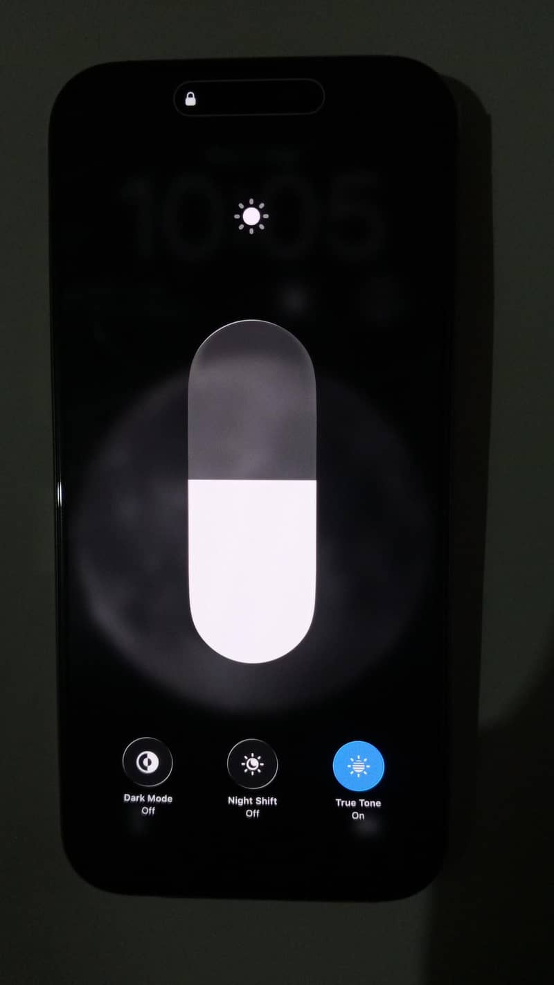 Apple iPhone 16 Pro Max 1