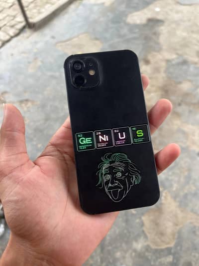 Apple iPhone 12