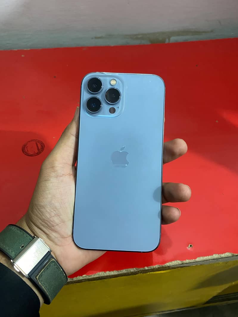 Apple iPhone 13 Pro Max 6