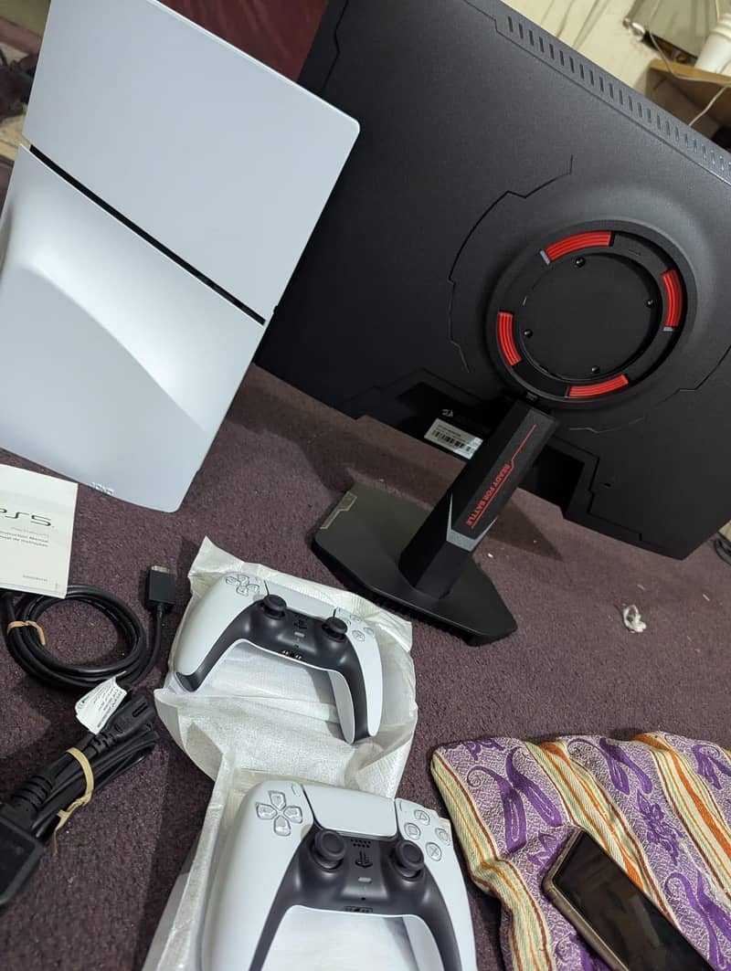 Ps5 with 2 controller 0