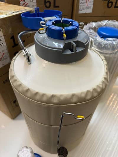 Liquid Nitrogen Container