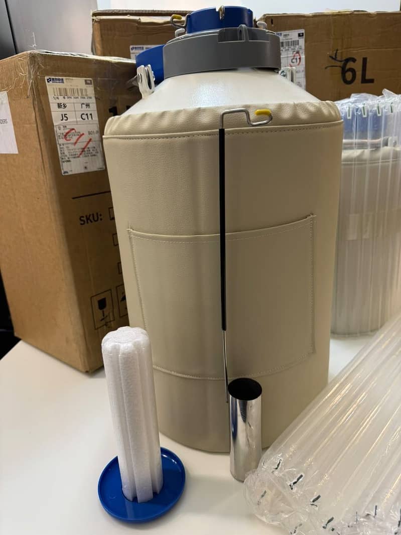 Liquid Nitrogen Container 2